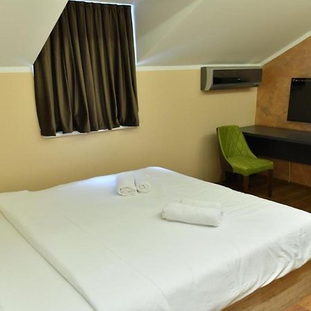 Apartmani Mali Vikend Belgrade Extérieur photo